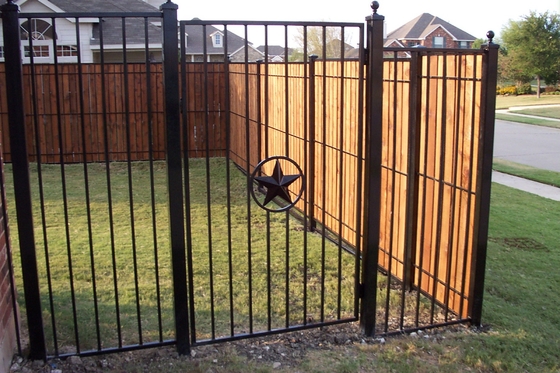 Алюминиевый стальной металлический забор из трубчатой ​​стали, декоративный забор