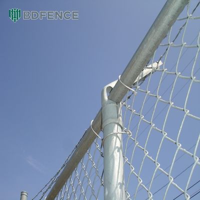 Атмосферостойкий оцинкованный забор из сетки-рабицы для любых условий