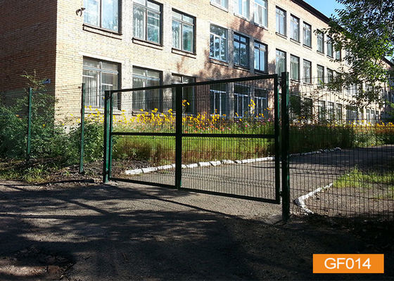 Pvc покрыл двойные ворота загородки сада металла 50x200mm 5 футов высоты