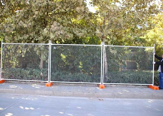 Пластиковые ноги панелей загородки сетки 60x60mm временных