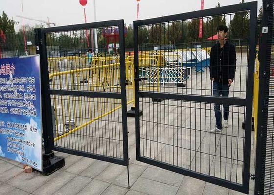 Pvc покрыл двойные ворота загородки сада металла 50x200mm 5 футов высоты