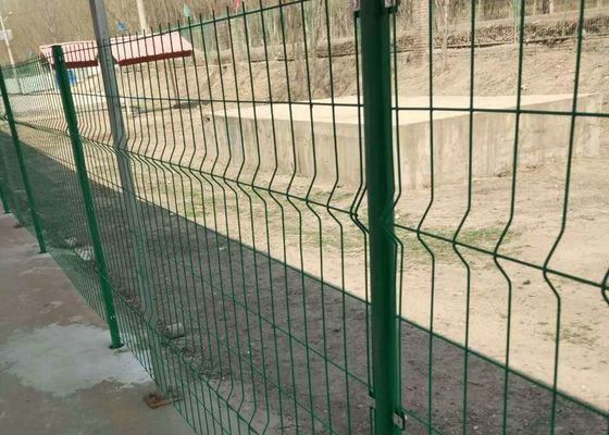 Декоративная загородка сетки 3d столба 3mm двора покрытая Pvc круглая